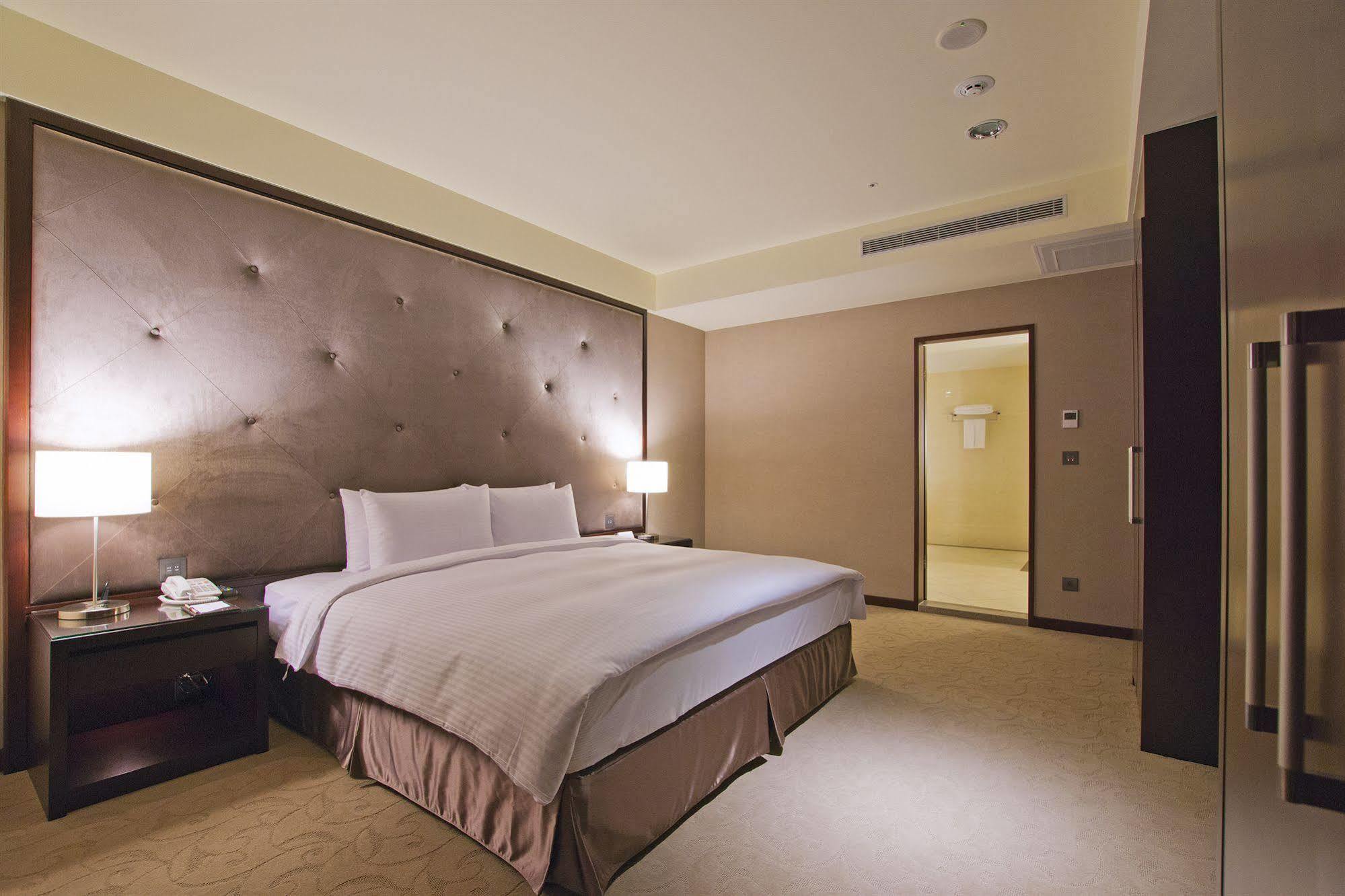 Lailai Hotel Tchaj-čung Exteriér fotografie